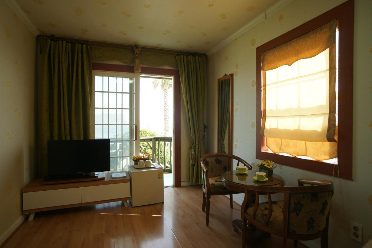 Eurohouse Villa Seogwipo Exterior photo